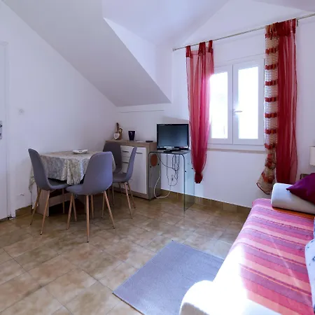 Apartman Niki - One-bedroom With Balcony A2 1 *